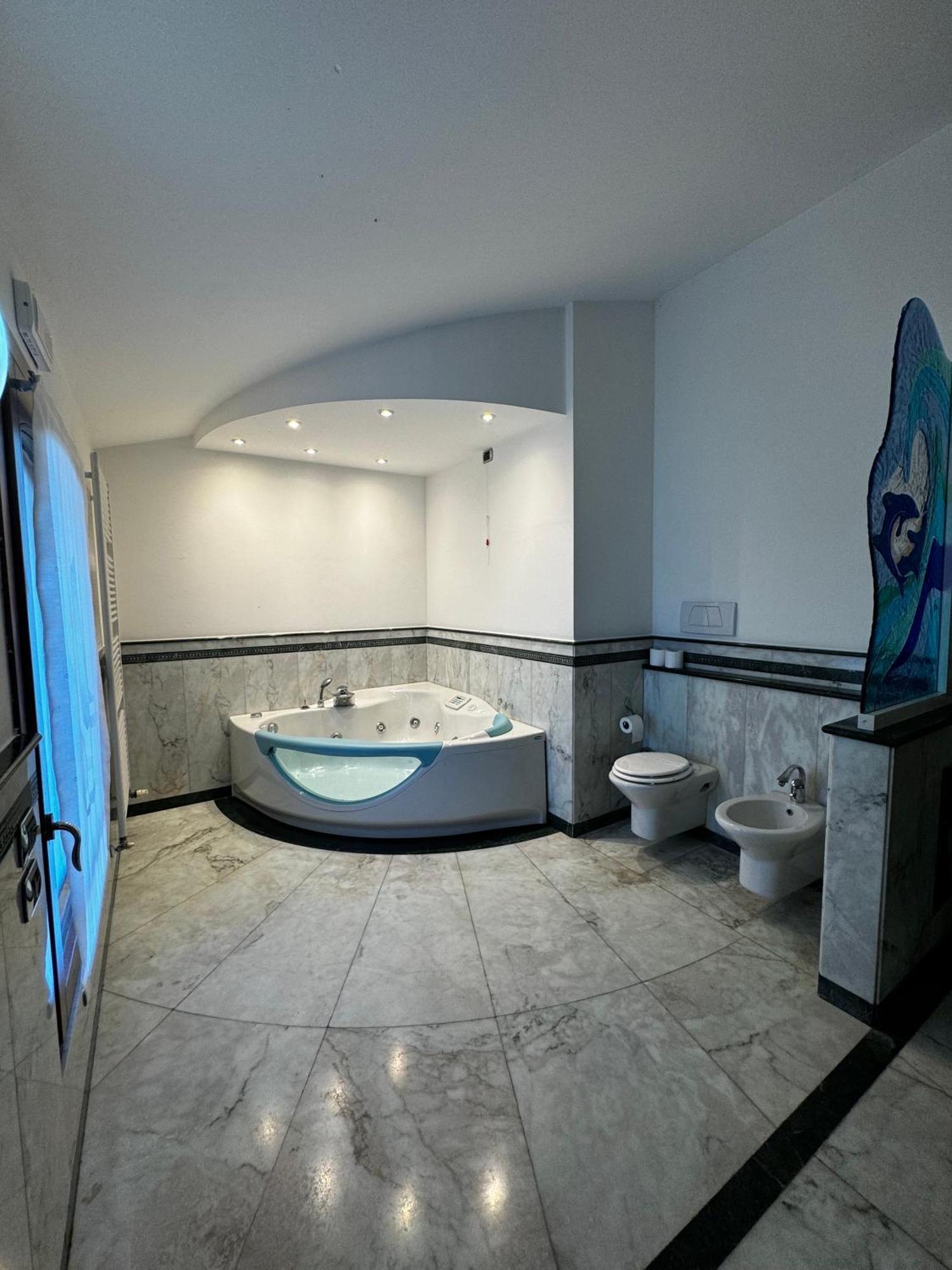 Antico Borgo Di Liteggio Bed & Breakfast Cologno al Serio Bagian luar foto