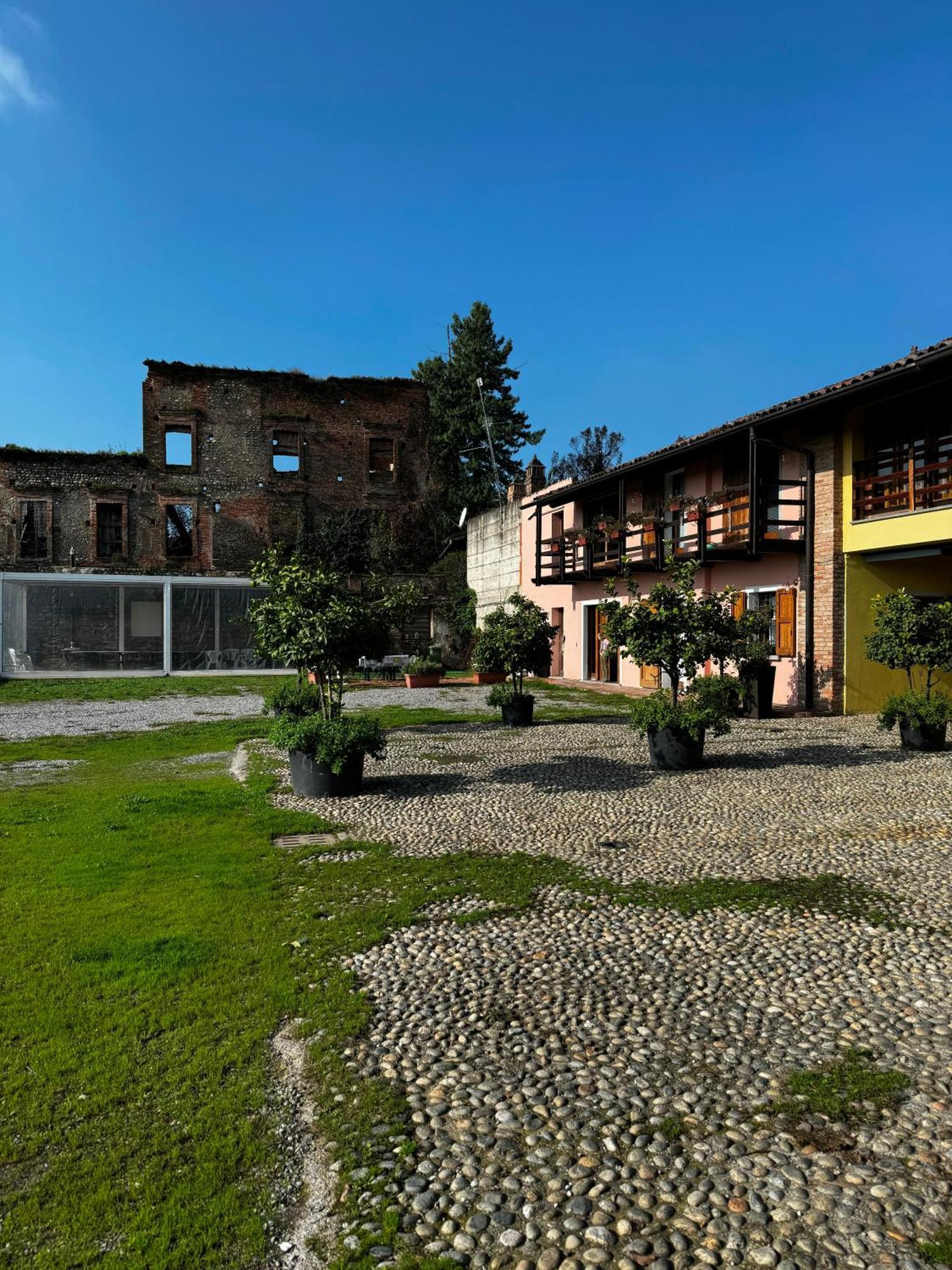 Antico Borgo Di Liteggio Bed & Breakfast Cologno al Serio Bagian luar foto
